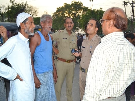 Eid Mela cemetery to lay a broken wall, protest
