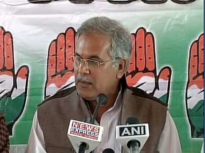 Congress accuses raman singh involved in Rs 36,000 crore scam