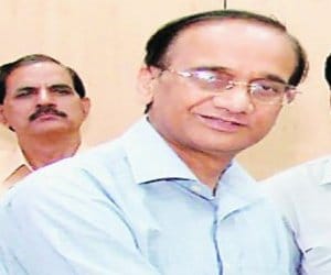 cbi do investigation from pradeep shukla in nrhm scam