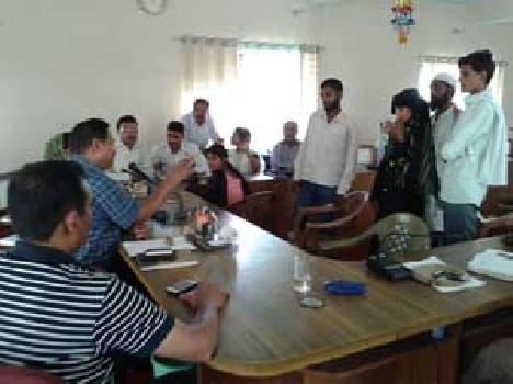 Grievance with far agreed to stay