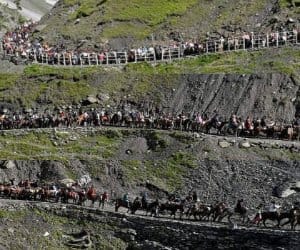 18,132 amarnath pilgrims moved to holy cave