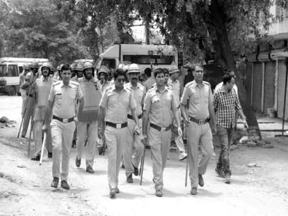 Atali campaign against the search, people put jam.
