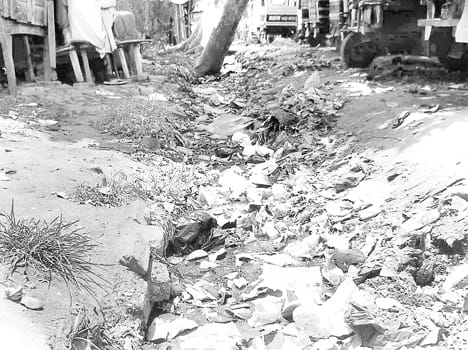Cleaning system collapsed , water entered houses in stores