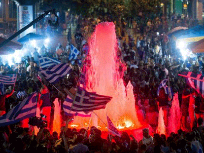 Greece Demand for new loans at emergency meeting plan