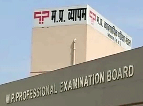 MP govt cancels transfers of Vyapam case Whisle Blower