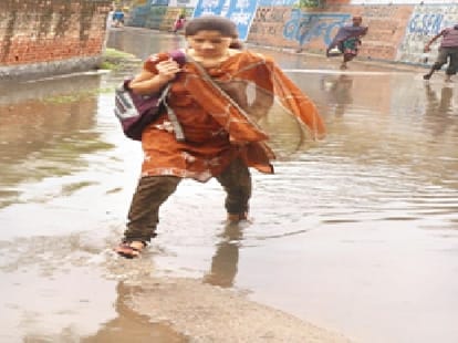 beware, Contaminated water causing damage to health