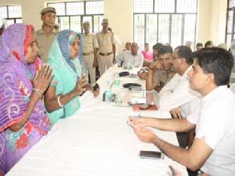 Lock-up showing fear of 25 thousand charged