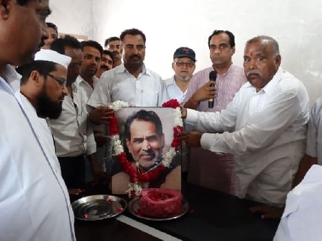 X P.M Chandshekhar was leader of farmar