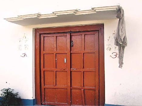 vyapam ghotalai main khiri kai yuvak ki talash