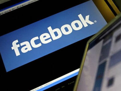 australian wanted criminal asks police to remove his photo from fb