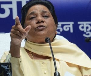 Mayawati claims BJP and SP are responsible for Dadri murder.