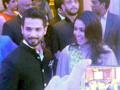 Shahid kapoor dancing in his baraat