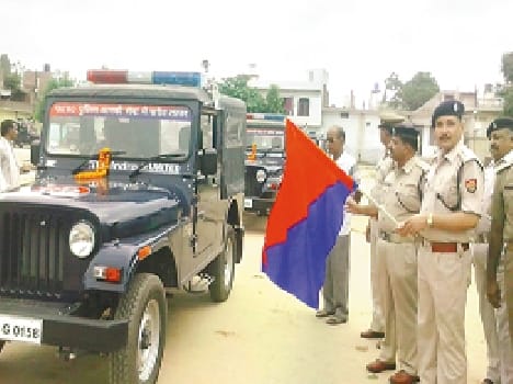 police pepired to cantrol crimnal