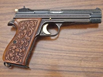 up police involved in arms thieving