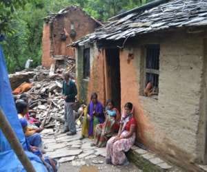 house demolished, five family member died.