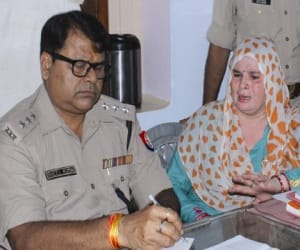 mother murdered of her daughter and throw dead body in forest