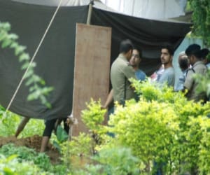 investing of buried dead body.