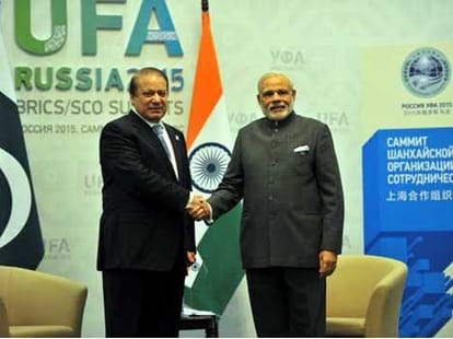 pakistan invites kashmiri separatists for meeting