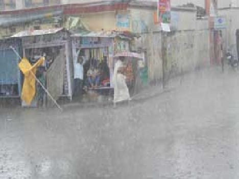 warning of heavy rain today in Jammu and Kashmir