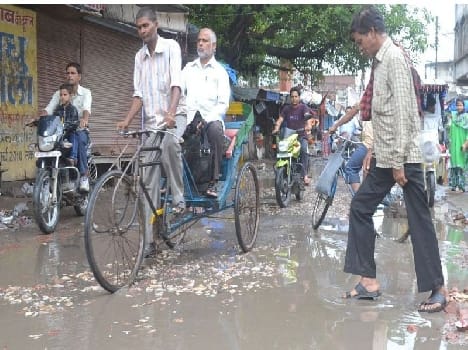 Rode block due to heavy rain 