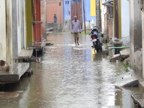 rain gave relief in summer