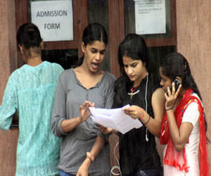 indian universities found palce in worlds top universities.