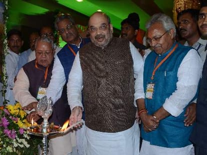 BJP politics in UP is center of attraction.