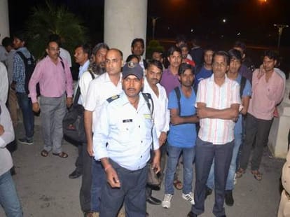 expelled student from IIT can give exam, says high court.