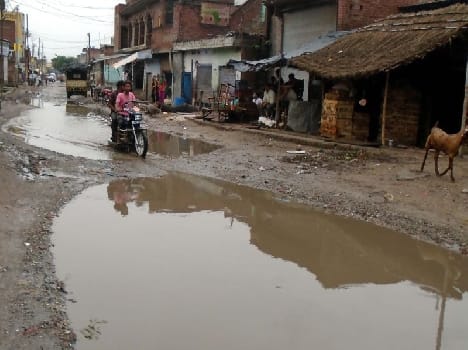 Many hole on road