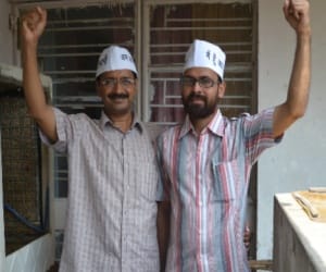 former MLA's wife put the blame on the aap Mla