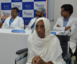 104-year-old woman was complex operation successful.