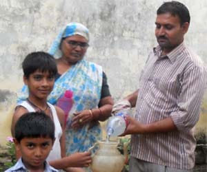 Hindus organised Roza Iftar in Merrut village.