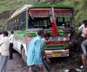 bus accident in mandi one died 12 injured.