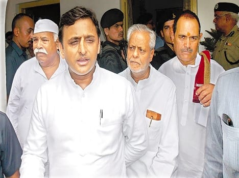 We also explains at fault Netaji -akilesh