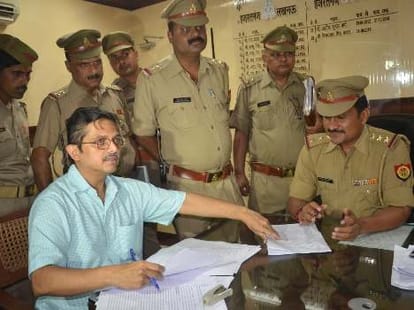 Highcourt give advice to ips amitabh thakur