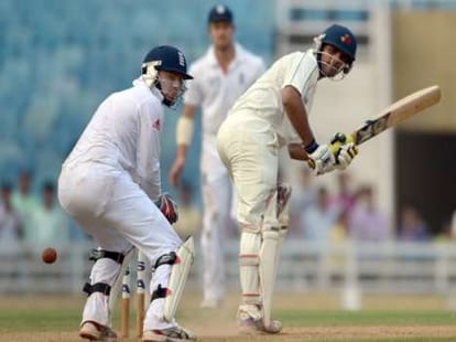 bcci suspended a cricketer for ipl fixing