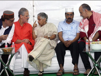 Prashant bhushan attack on arvind kejriwal