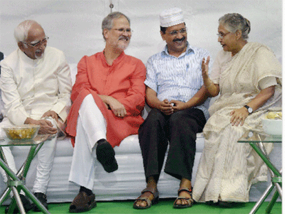 Prashant bhushan attack on arvind kejriwal