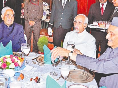 bjp leaders absence at mufti's iftar party