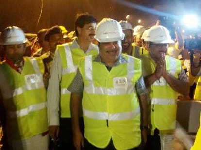 congress alleges corruption in zozila tunnel contract