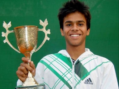wimbeldon junior doubles winner sumit nagal was restrict to board flight for wimbeldon