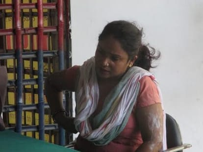 husband attack with acid on his wife