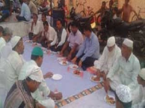 Iftar semblance of unity