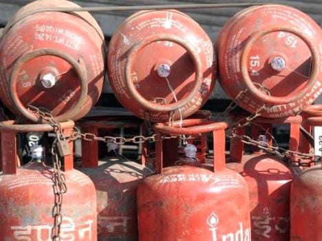 get lpg cyllinder on low price by doing this