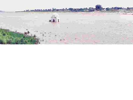 High waves in chambal river