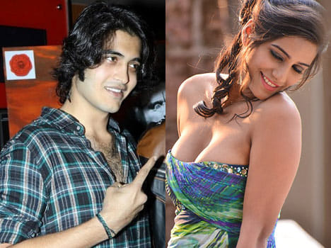 Poonam pandey and Sakshi khanna on dating spree