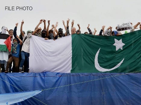 ISIS flags raised again in srinagar