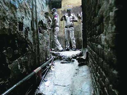 Meenakshi murder case: people of this area still facing problems.