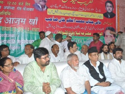 Azam Khan speaks against Narendra Modi.