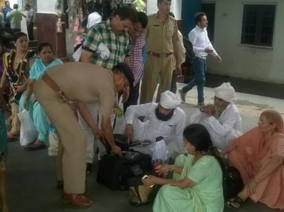explosive bomb found on kurukshetra-ambala railway track